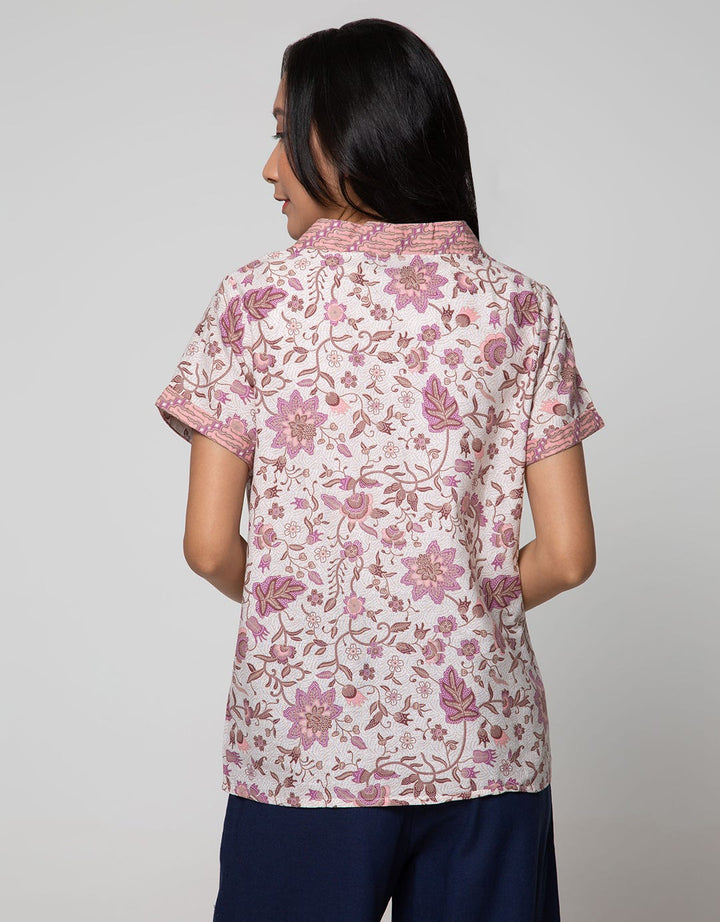 Connexion Short Sleeve Blouse V-neck List Batik Print Flower Kebaya Look