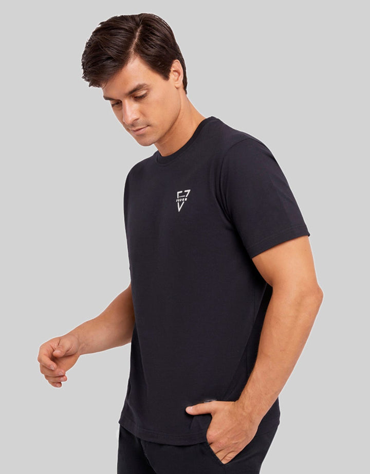 Paradigma kaos pria