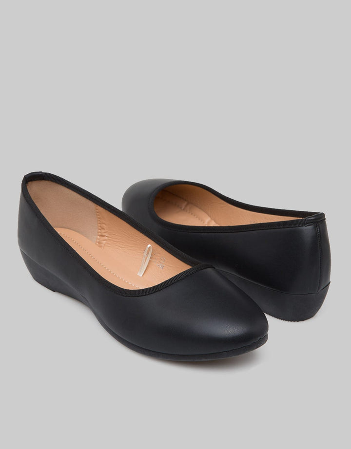St. Yves Ballerinas Simple