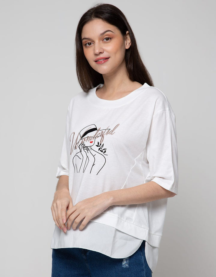 Details Short Sleeve T-Shirt With Embroidery-Print And Asymetric Bottom