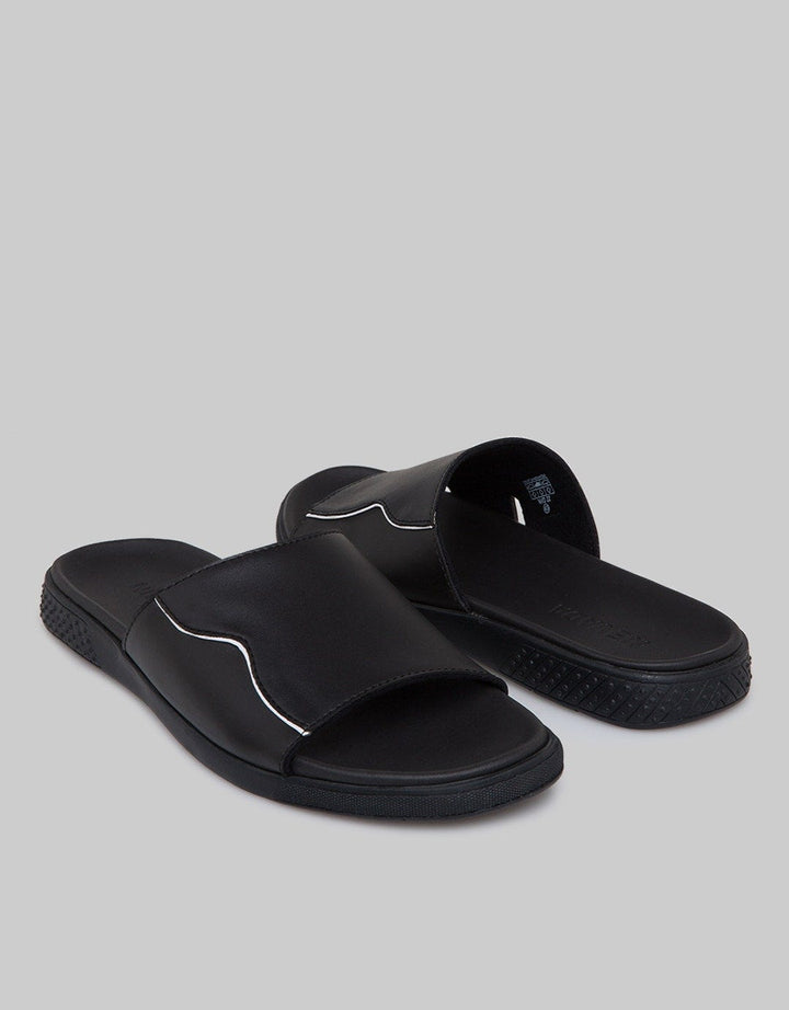 Nevada Slipper Sandals Wide Strap