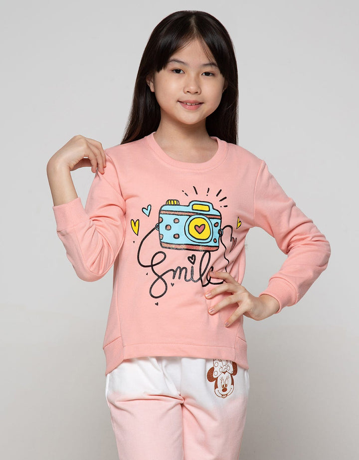 Aero Sweatshirt Smile Camera