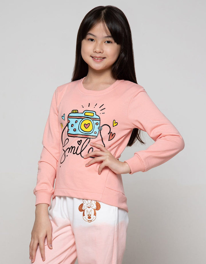 Aero Sweatshirt Smile Camera