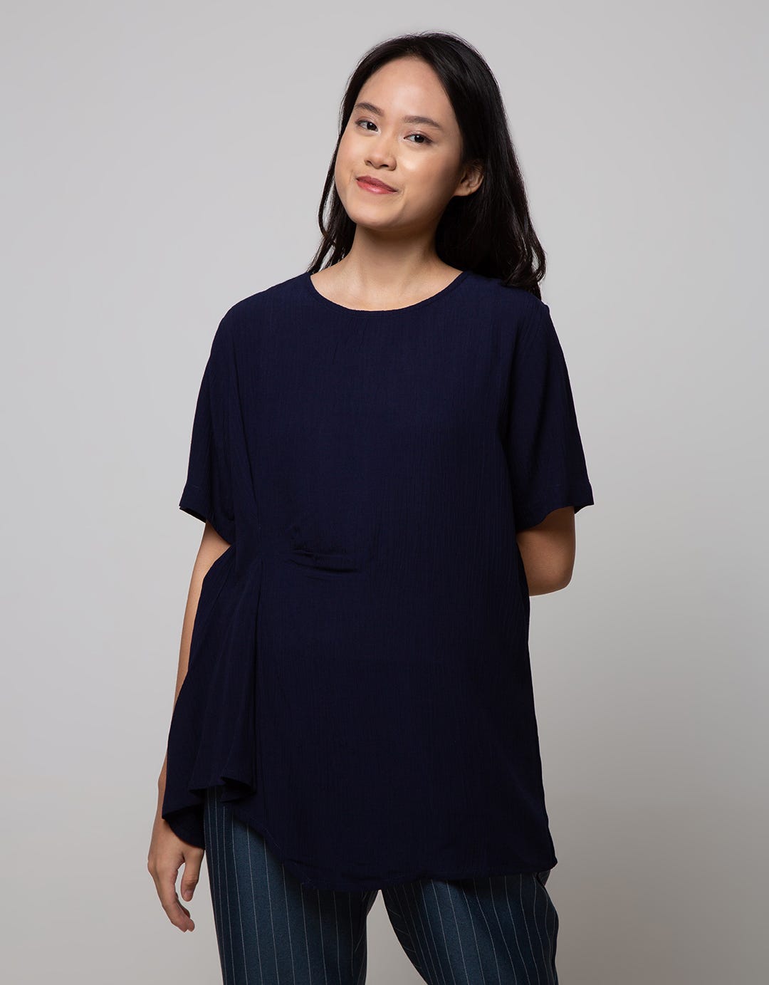 St. Yves Short Sleeve Blouse Rayon Krinkle Knot