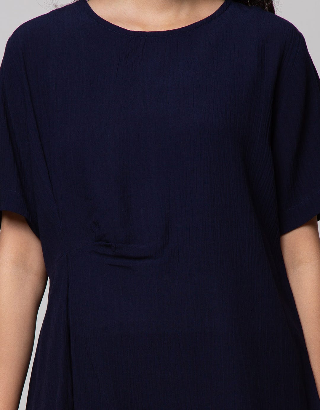 St. Yves Short Sleeve Blouse Rayon Krinkle Knot