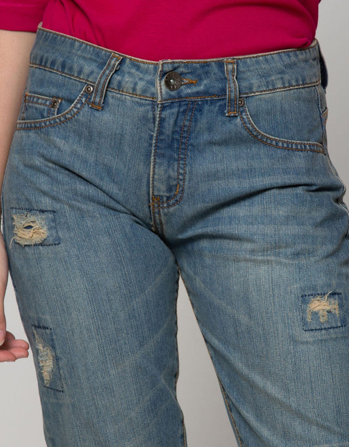 Exit Distressed Rolled Up Crop Denim