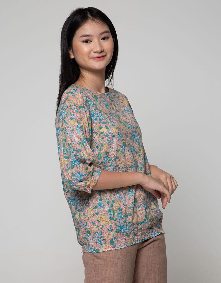 Exit Dava Mid Sleeves With Sabrina Collar