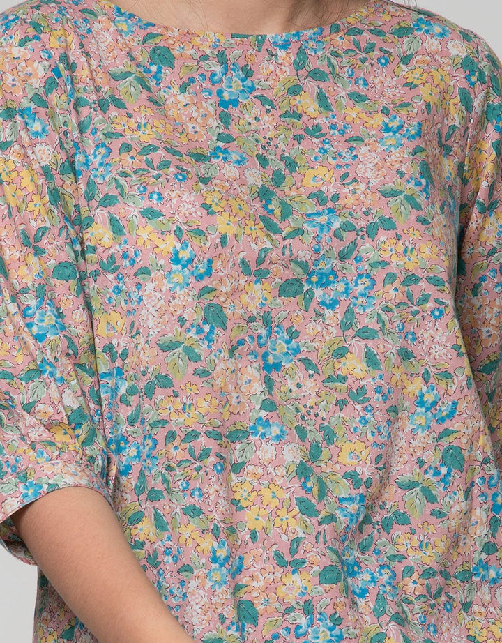 Exit Dava Mid Sleeves With Sabrina Collar