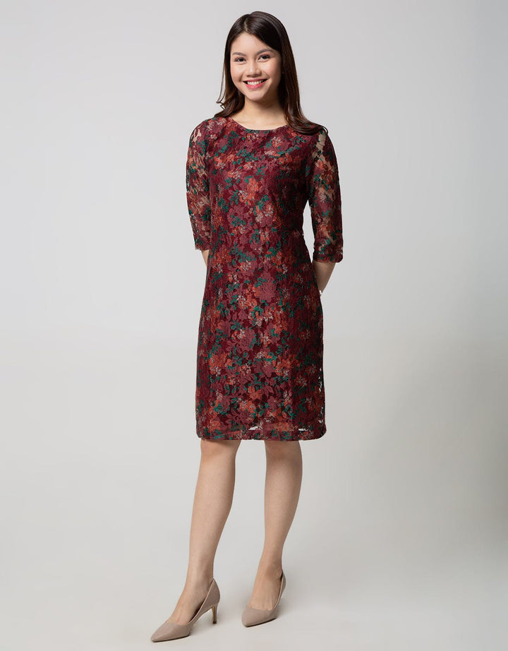 Expand Elora Brocade Flower