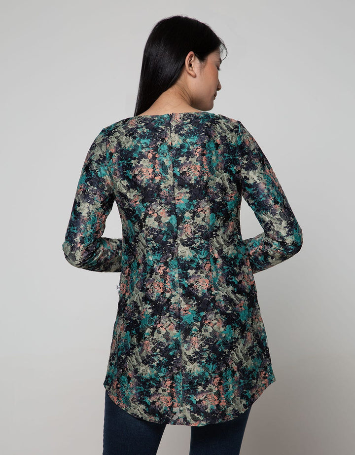 Expand Amarel Blouse