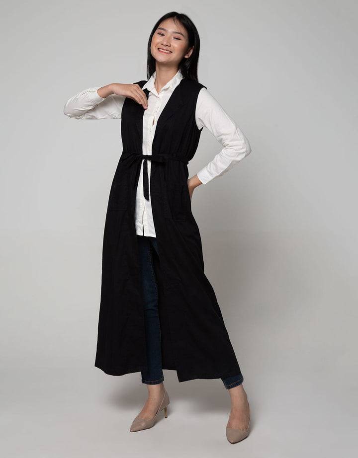 Expand Lyra Blouse With Long Sleeve