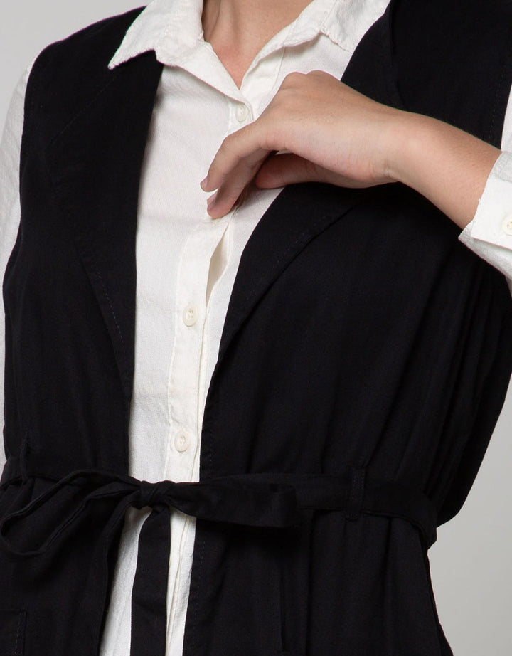 Expand Lyra Blouse With Long Sleeve