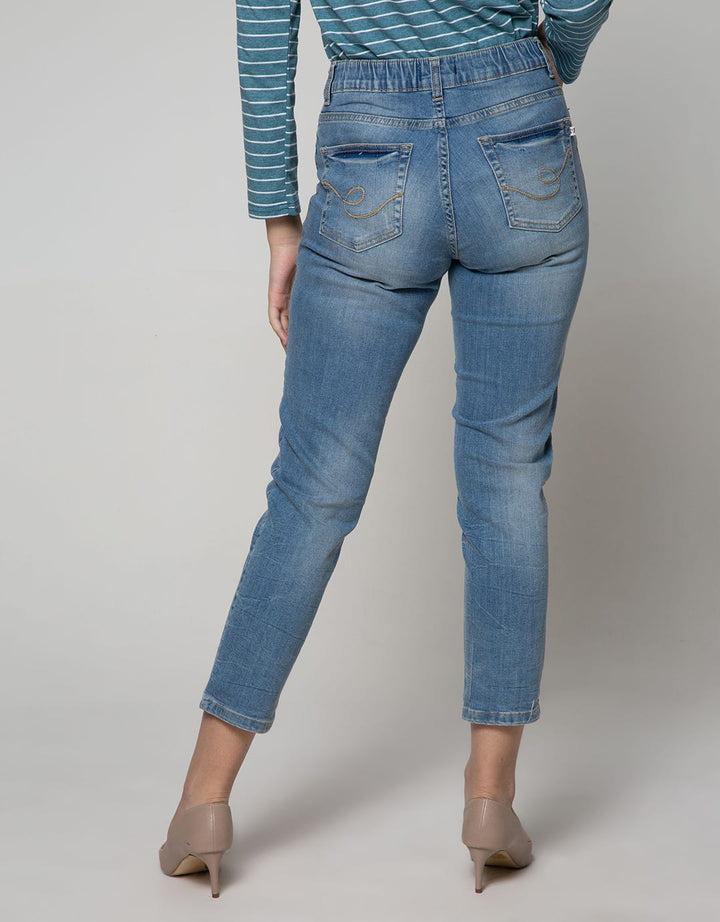 Expand Maribel Straight Denim