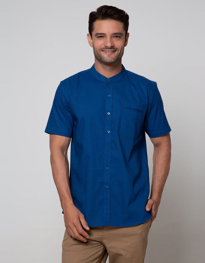 Details of Short Sleeve Oxford Shirt Look