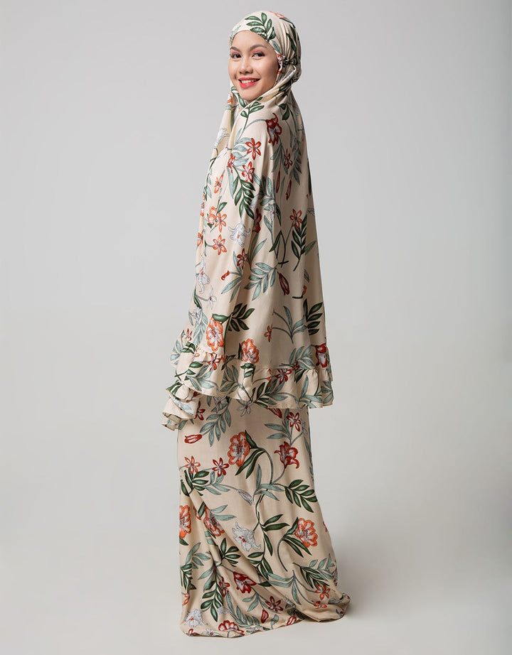 Tatuis  Khairiyah Mahdiya Mukena