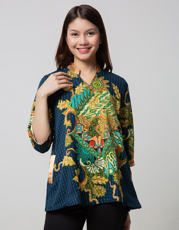 Arjuna Weda Blouse Batik Parang Flower