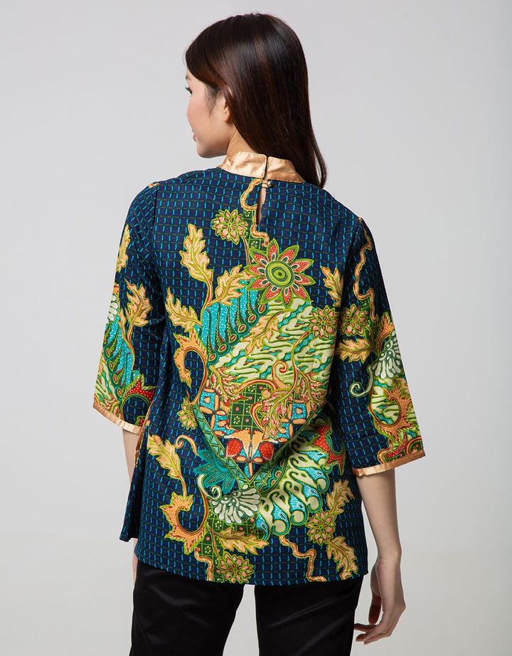 Arjuna Weda Blouse Batik Parang Flower