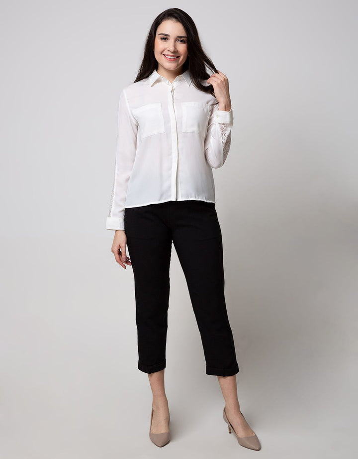 Cardinal Femme Shirt With Lace Sleeve