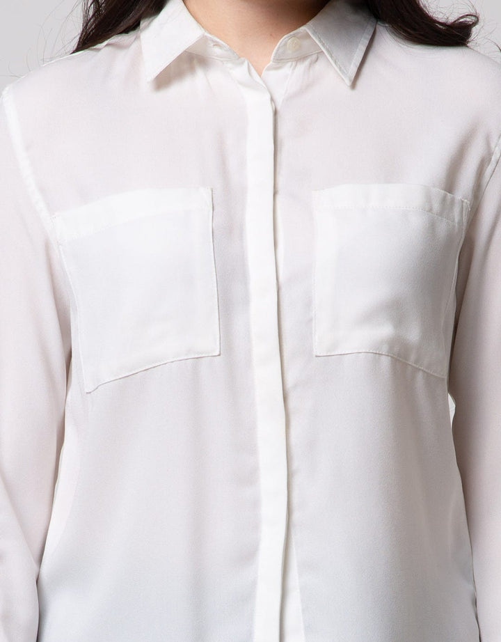 Cardinal Femme Shirt With Lace Sleeve