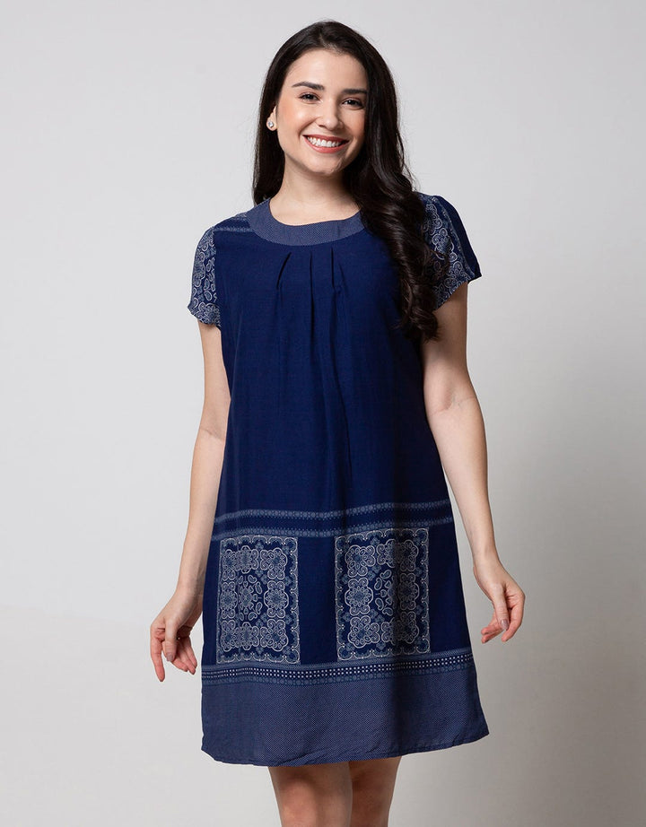 Cardinal Femme Classic Look Dress