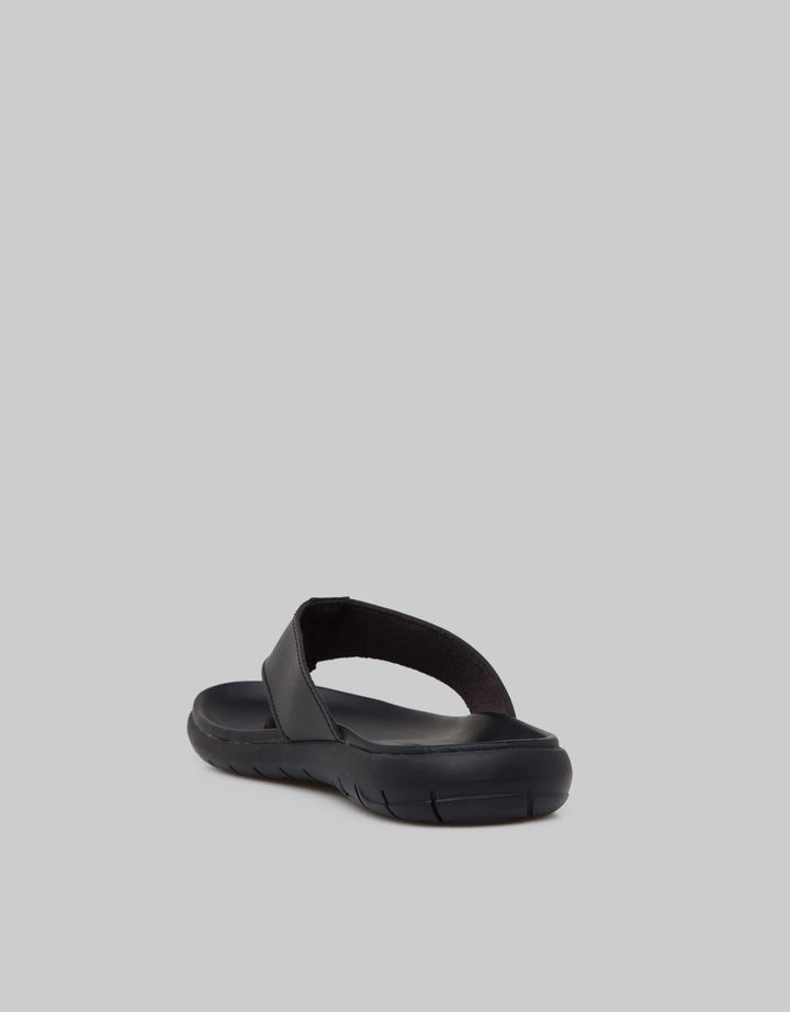 Yongki Komaladi Y-Strap Casual Sandals