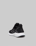 Yongki Komaladi  Sneakers
