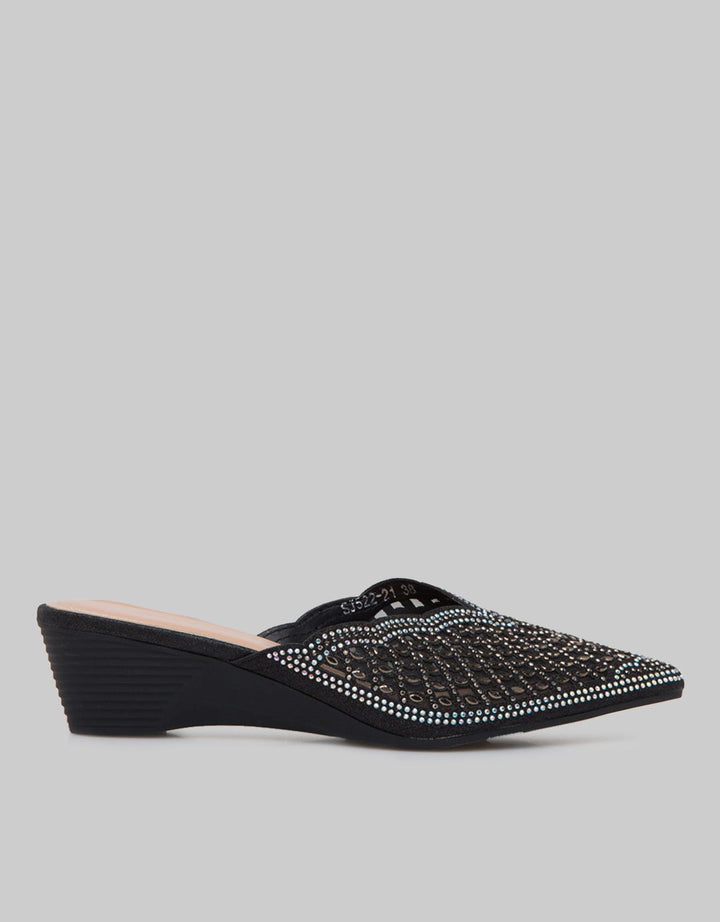 Yongki Komaladi Studded Heels