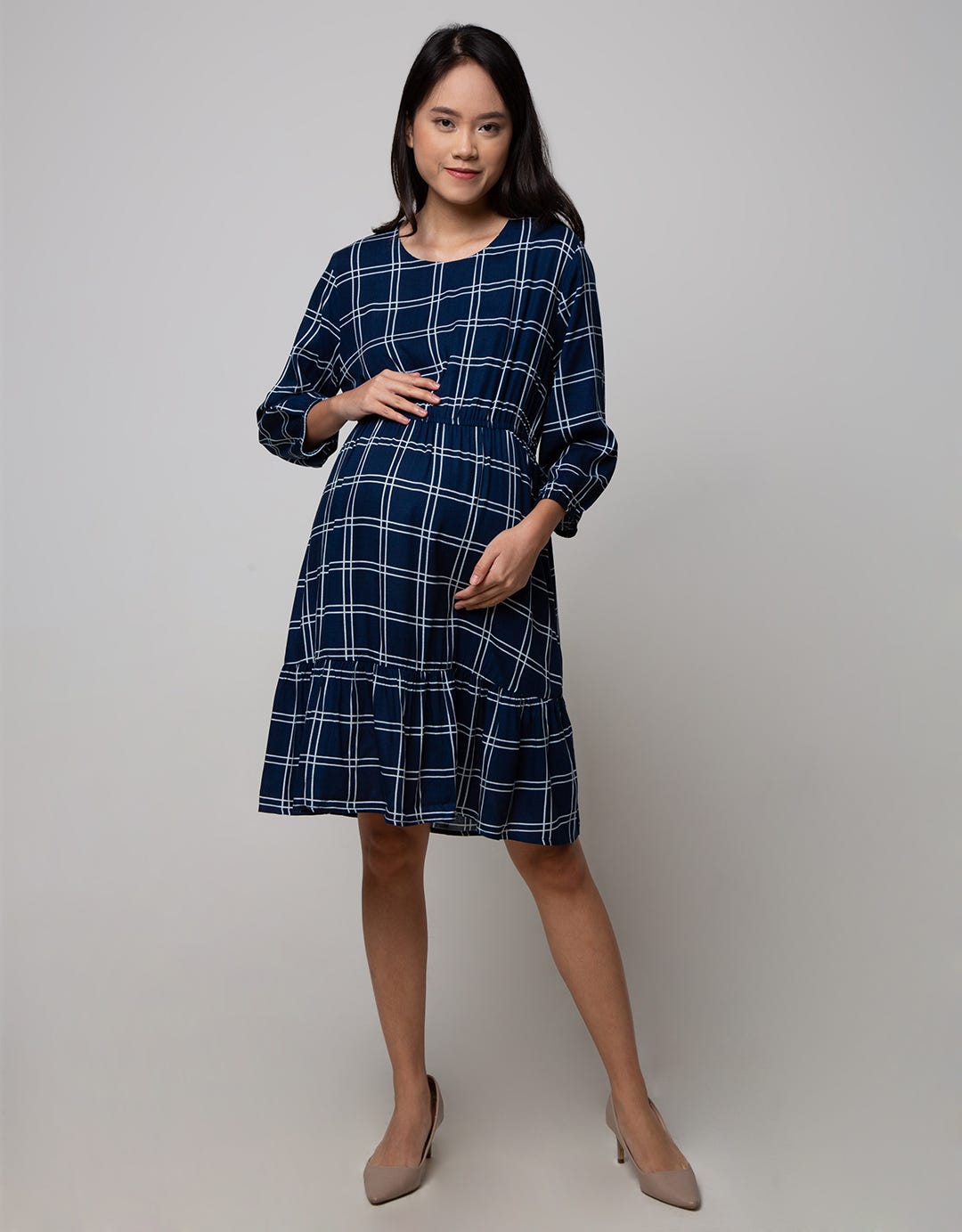 St. Yves Mom Long Sleeve Square Midi Dress
