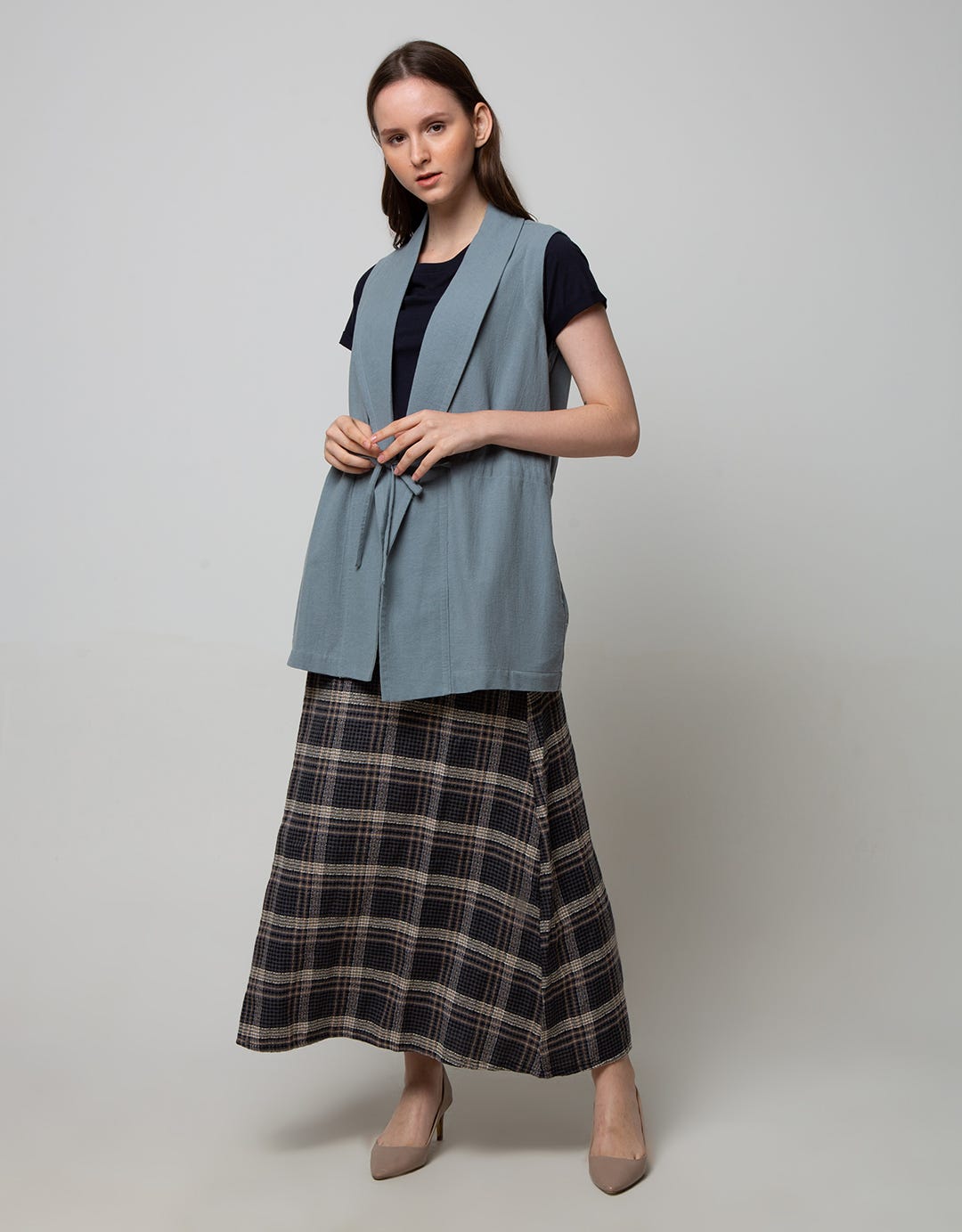 Details Long Body Vest With String At Waist 