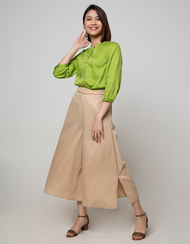 Details Long Pants Wide Slit Opening At Side Bottom