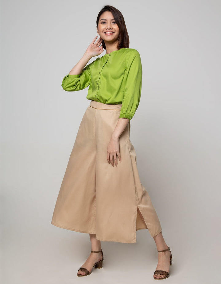 Details Long Pants Wide Slit Opening At Side Bottom
