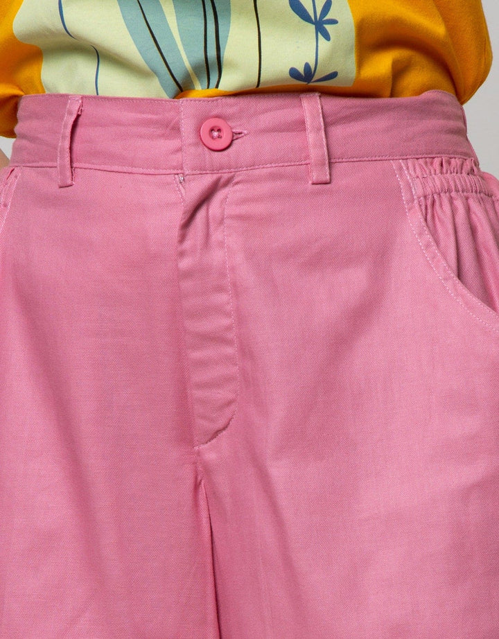 Details Short Pants With Zip Opening