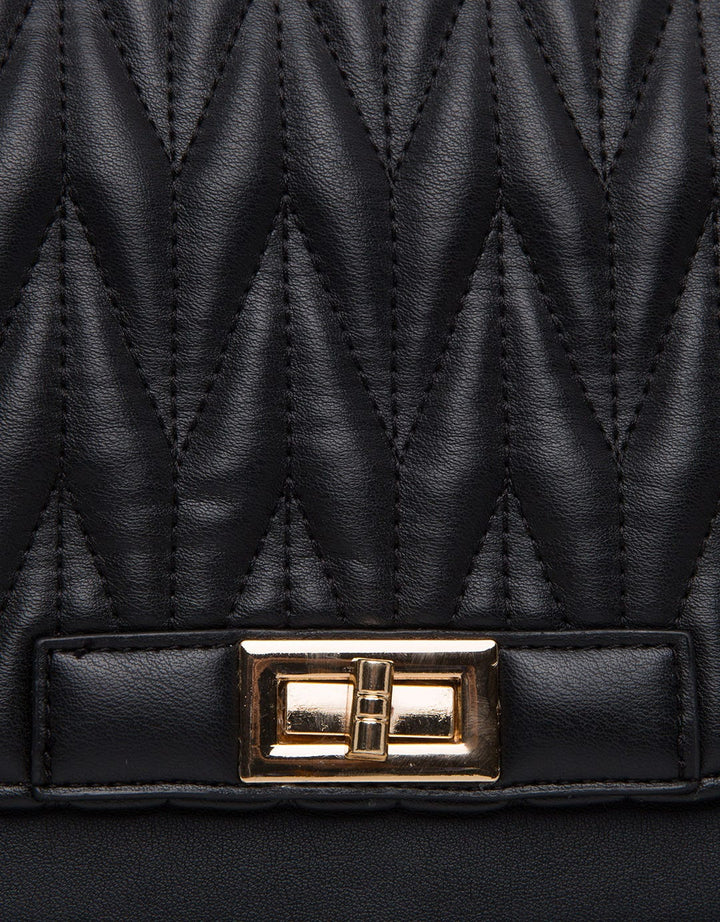 Connexion Crossbody Bag Quilted Texture Parsley1