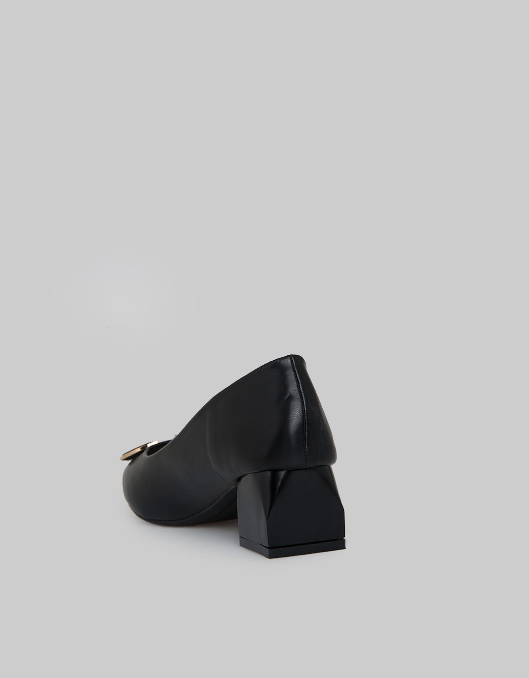 Laviola Feed Buckle Sepatu Pantofel Wanita