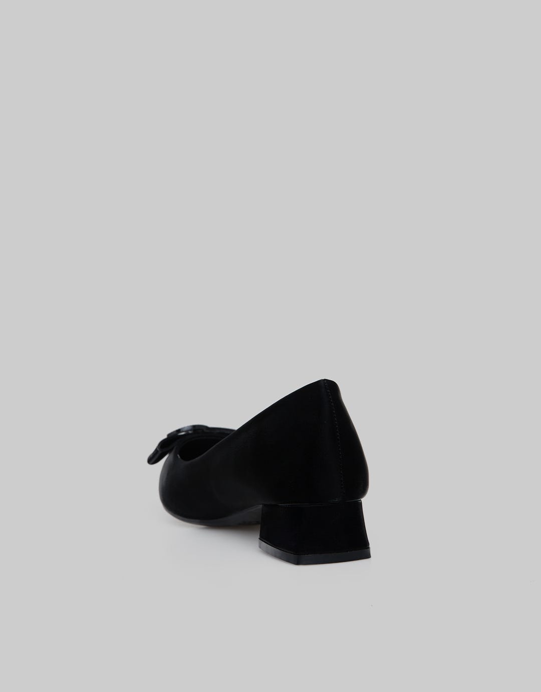 Laviola Ribbon Point Sepatu Heels Wanita