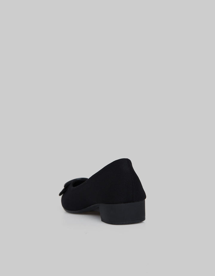 Laviola Flat Shoes Wanita Buckle