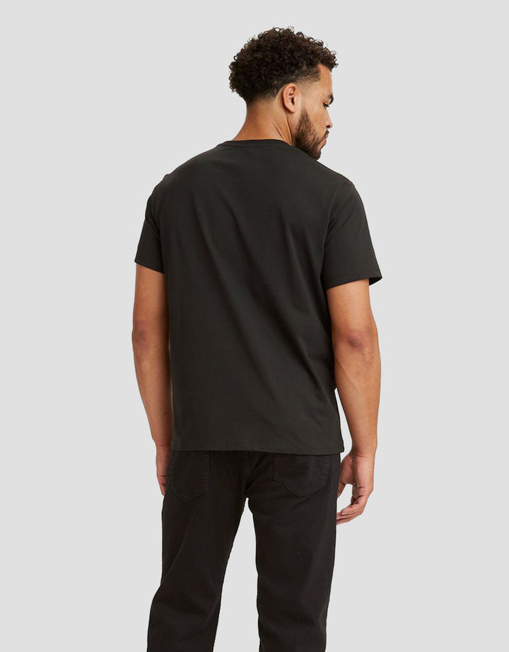 Levi's Graphic Set-In Neck Graphic Kaos Pria