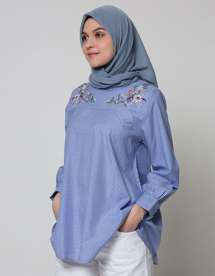 Annisa Long Sleeve Blouse Gingham With Embroidery In Chest
