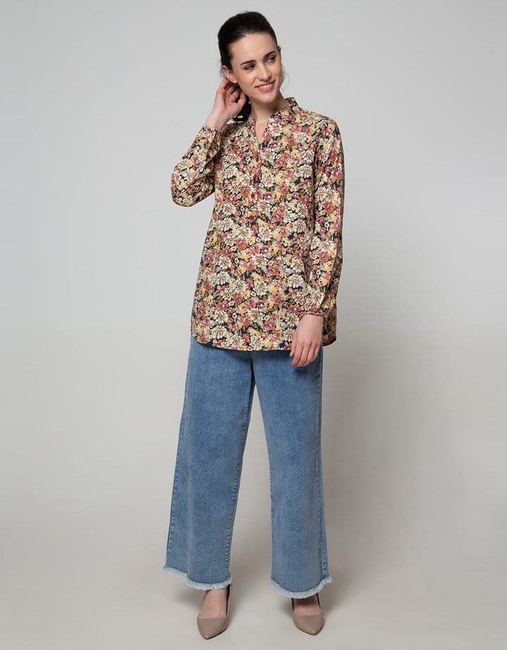 Expand Kirochka Blouse