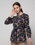 Expand Zeyya Blouse With Long Sleeve