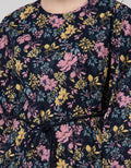 Expand Zeyya Blouse With Long Sleeve