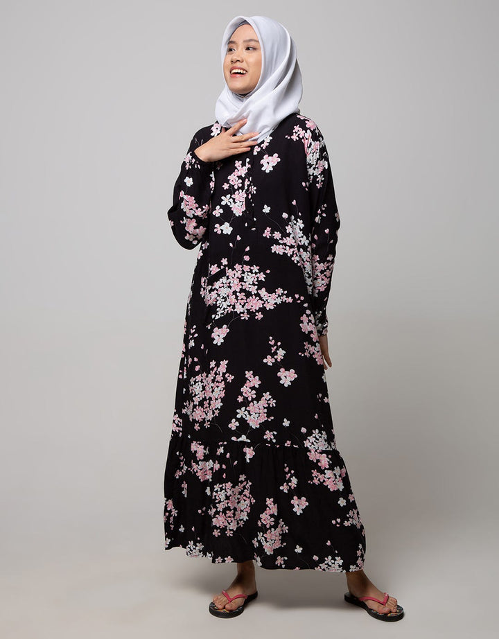 St. Yves Long Sleeve Maxi Dress White Sakura