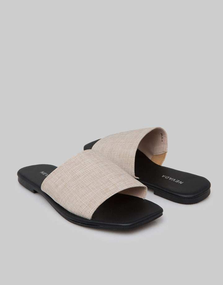 Nevada Slipper Sandals Wide Strap
