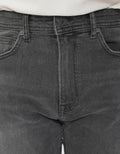 NEVADA CELANA JEANS PRIA
