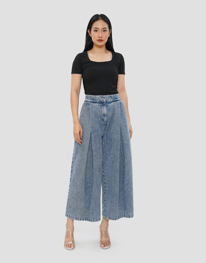 SUKO PLEATED CELANA JEANS WANITA