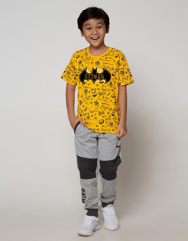 Character Batman Typo Samping Jogger Knit