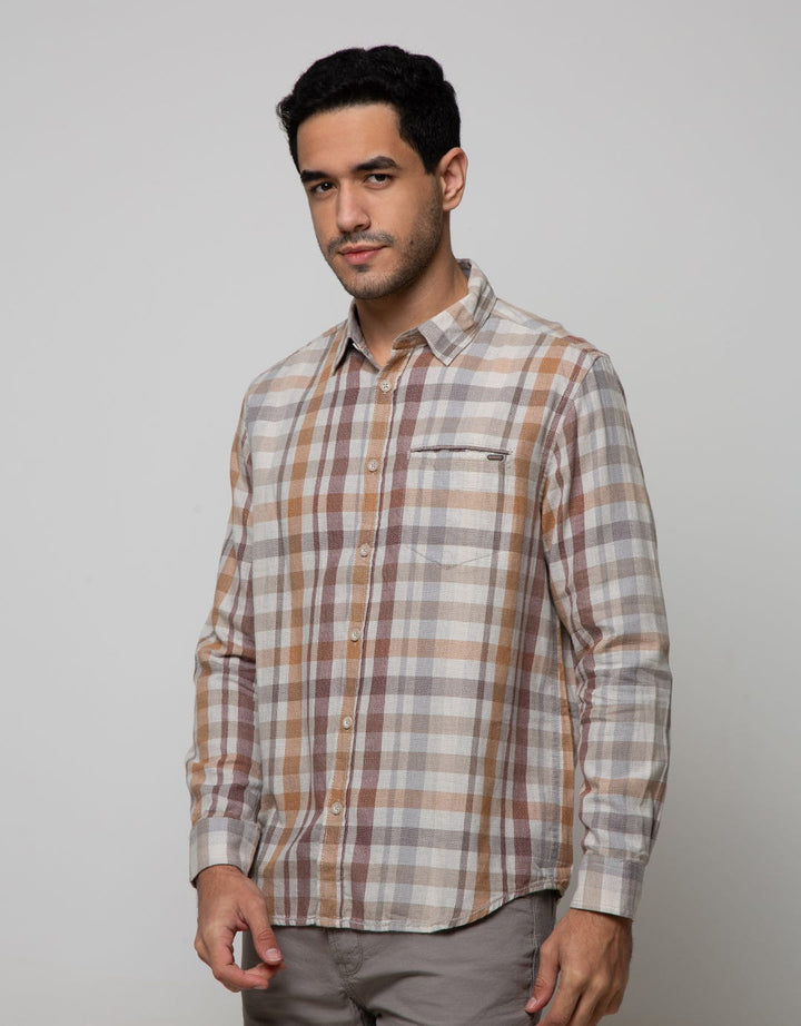 Watchout Plaid Casual Shirt