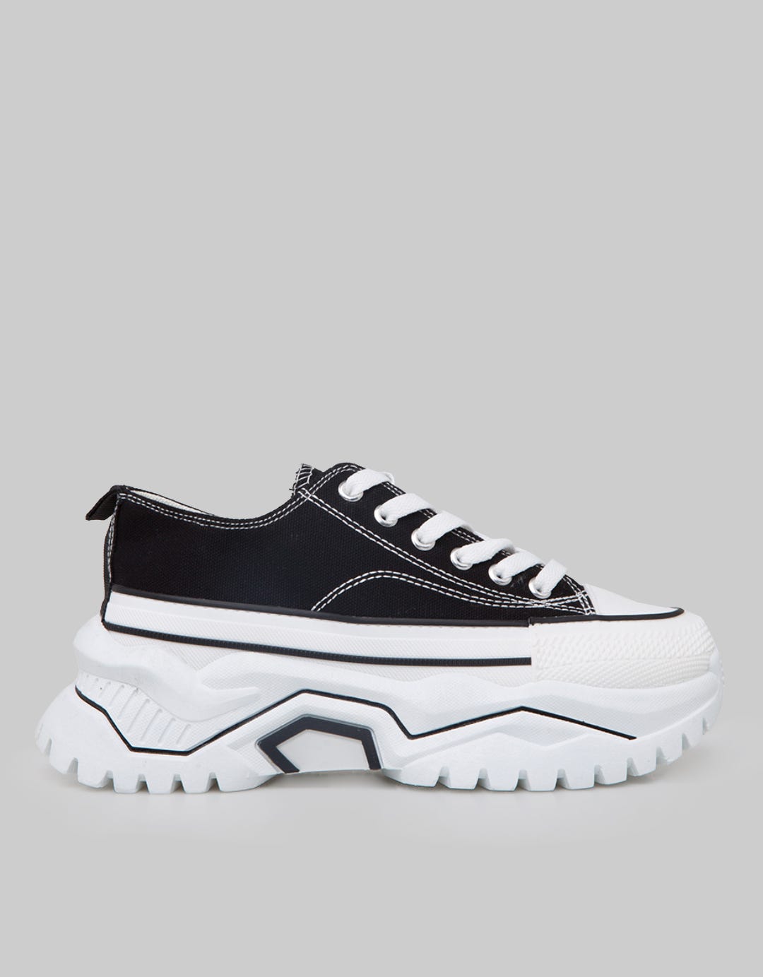 Yongki Komaladi Stitching Contrast Sneakers