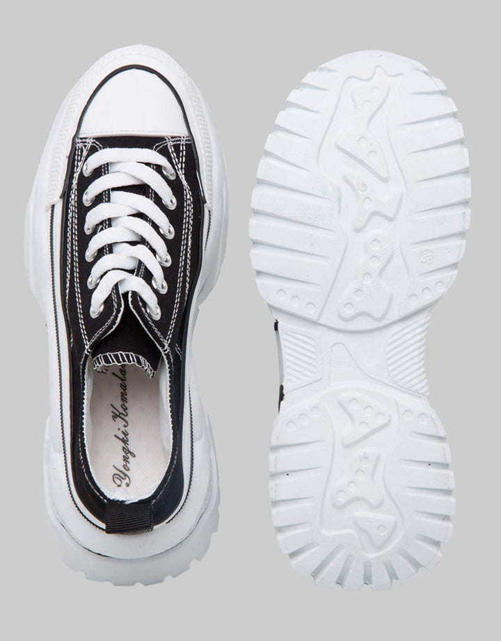 Yongki Komaladi Stitching Contrast Sneakers