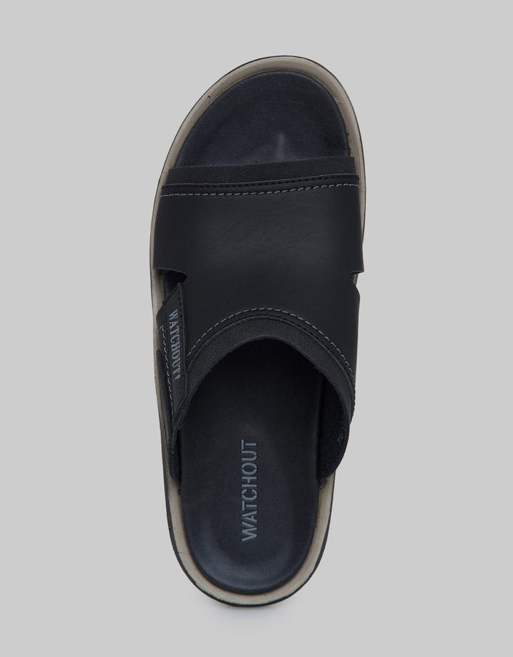 Watchout Slip on casual